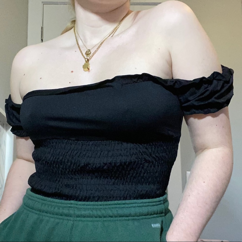 Vintage off the should black Zara top